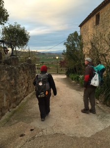 Leaving Villamayor de Monjardin